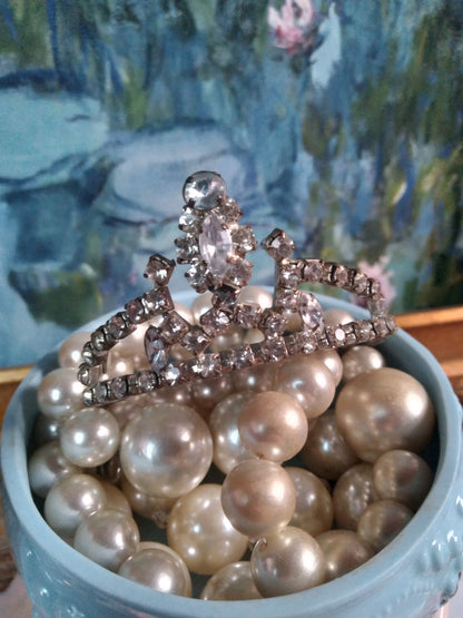 Vintage Aphrodite Altar of Love & Beauty