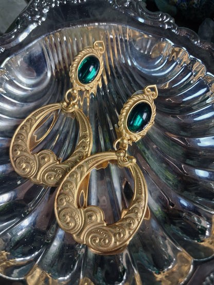 Vintage Emerald Green Cabochon Earrings