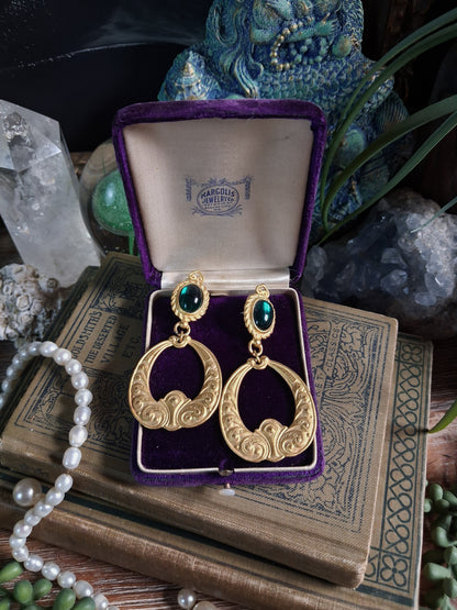Vintage Emerald Green Cabochon Earrings