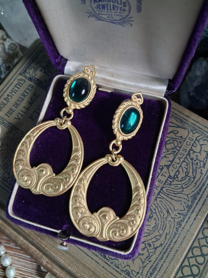 Vintage Emerald Green Cabochon Earrings
