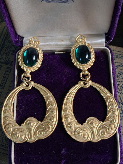 Vintage Emerald Green Cabochon Earrings