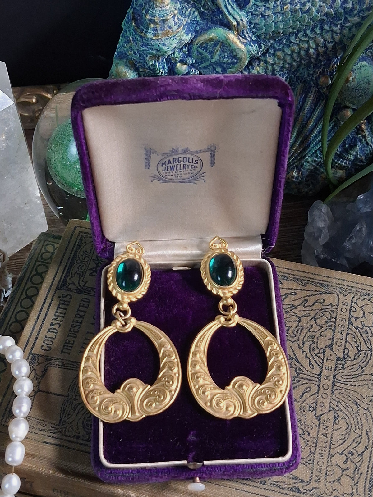 Vintage Emerald Green Cabochon Earrings