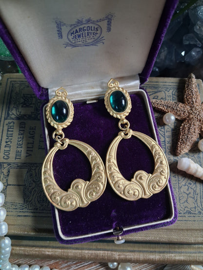 Vintage Emerald Green Cabochon Earrings