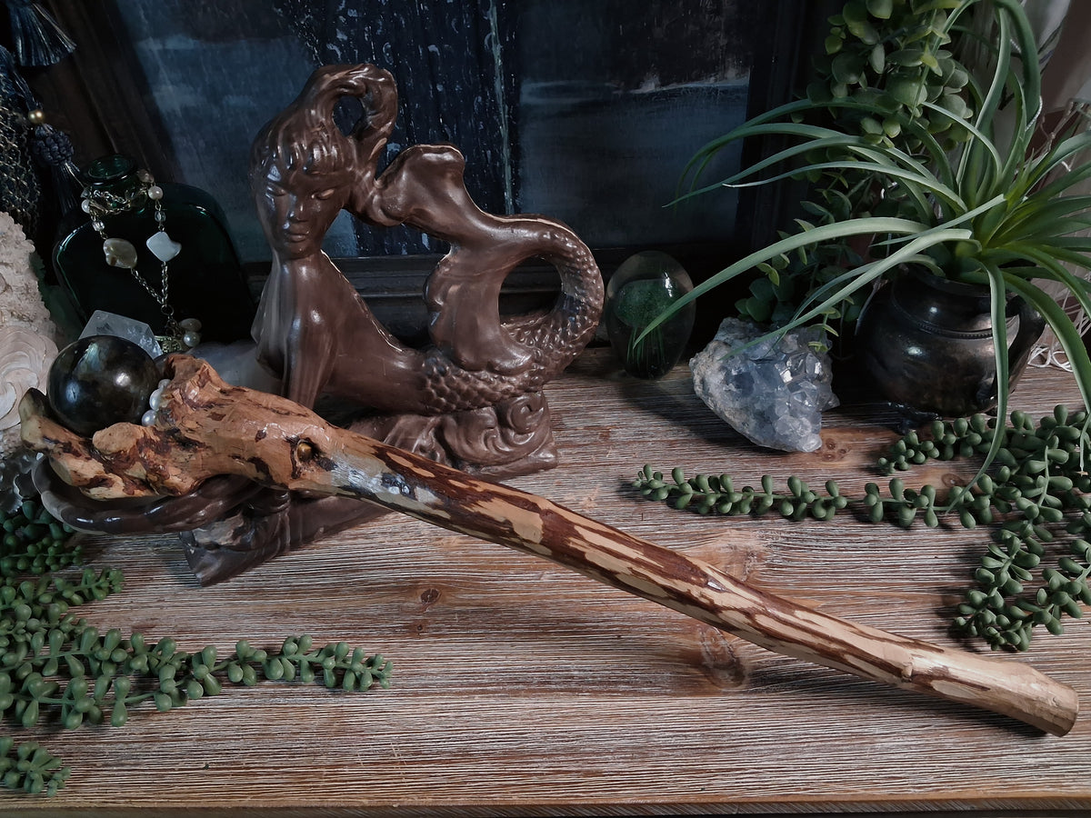 Handmade Labradorite & Pearl Hazelnut Wand / Nuada Wands