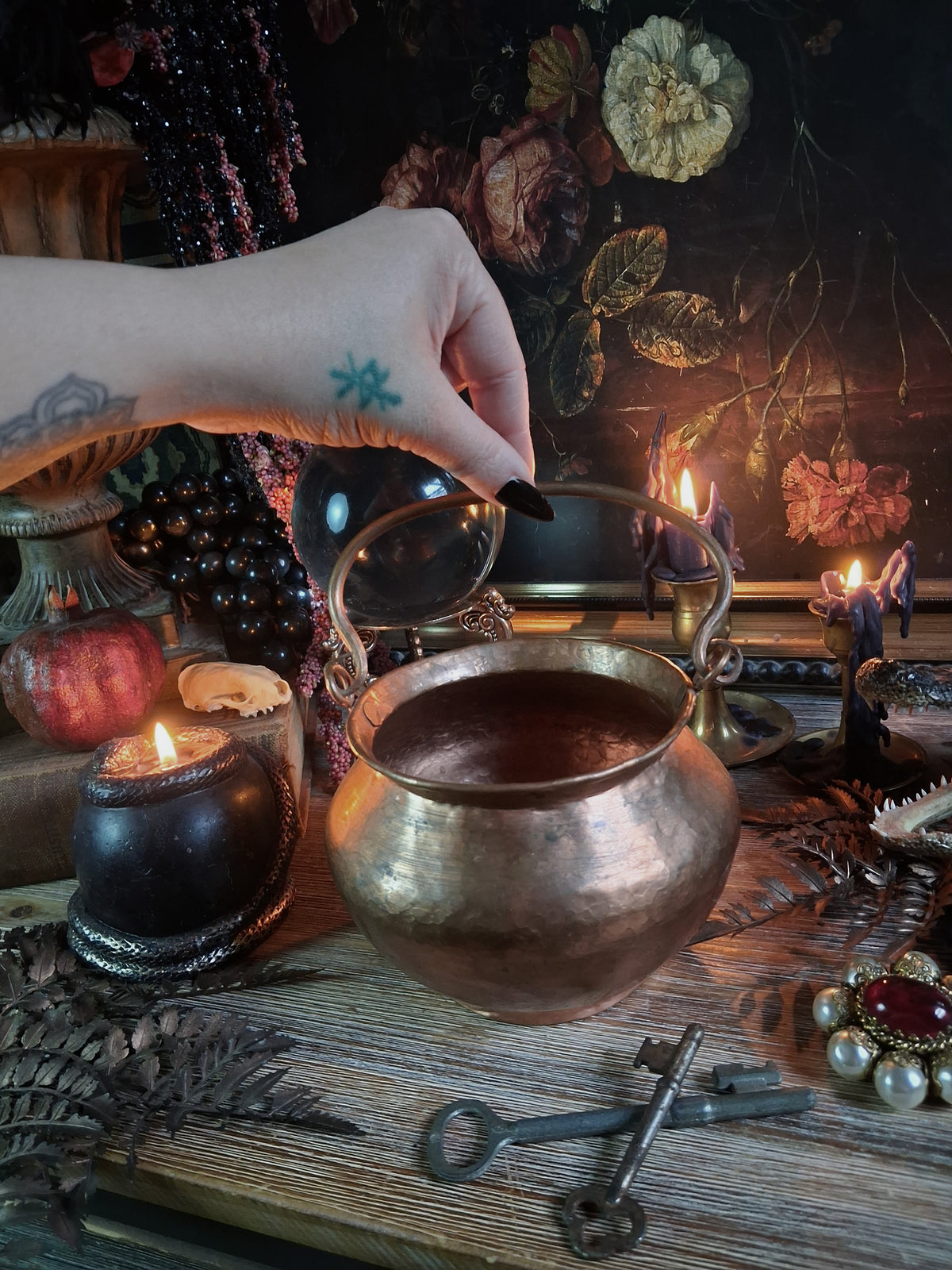 Vintage Hammered Copper Cauldron