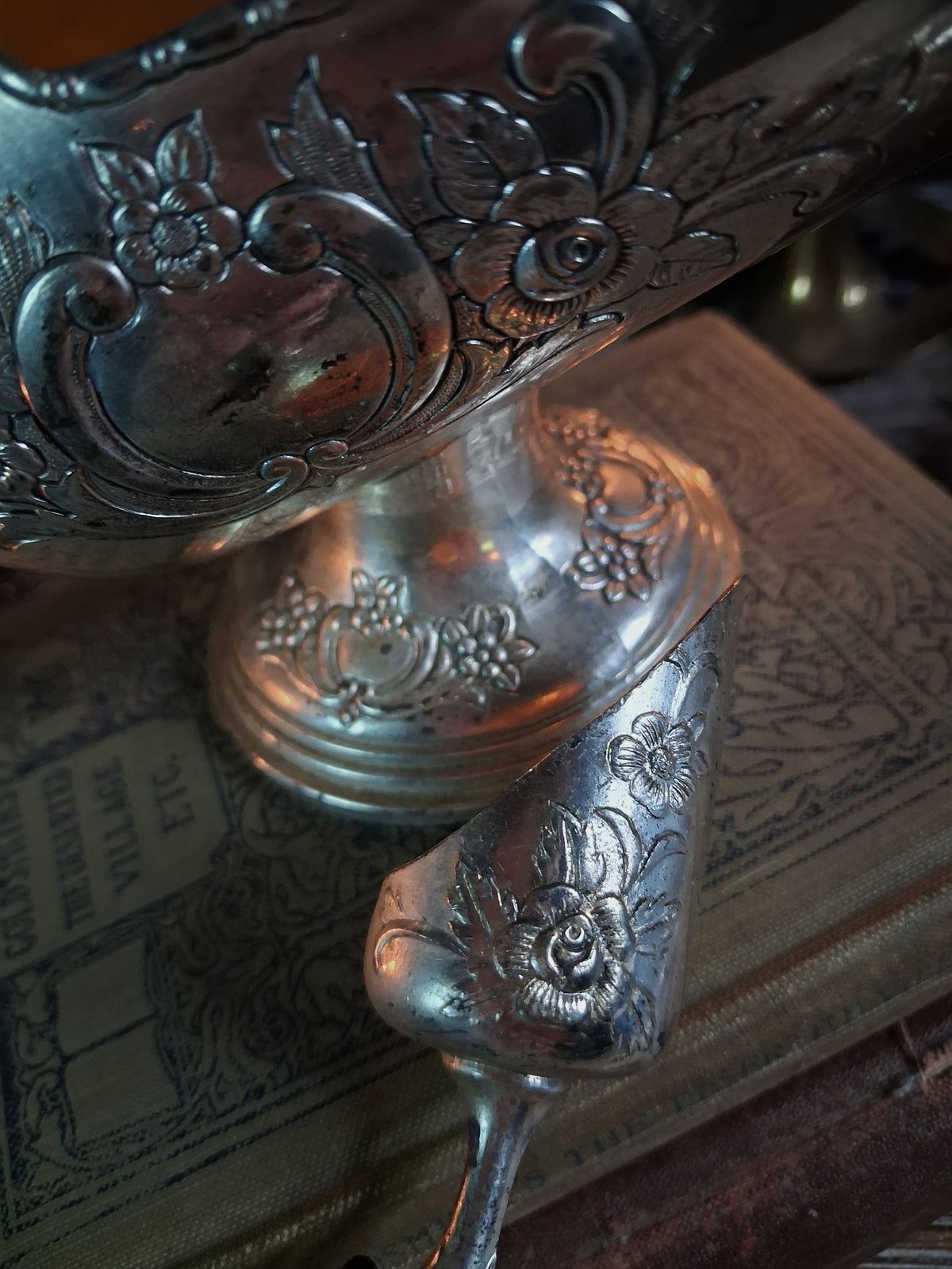 Vintage Kimiko Silverplate Mini Cauldron & Scoop