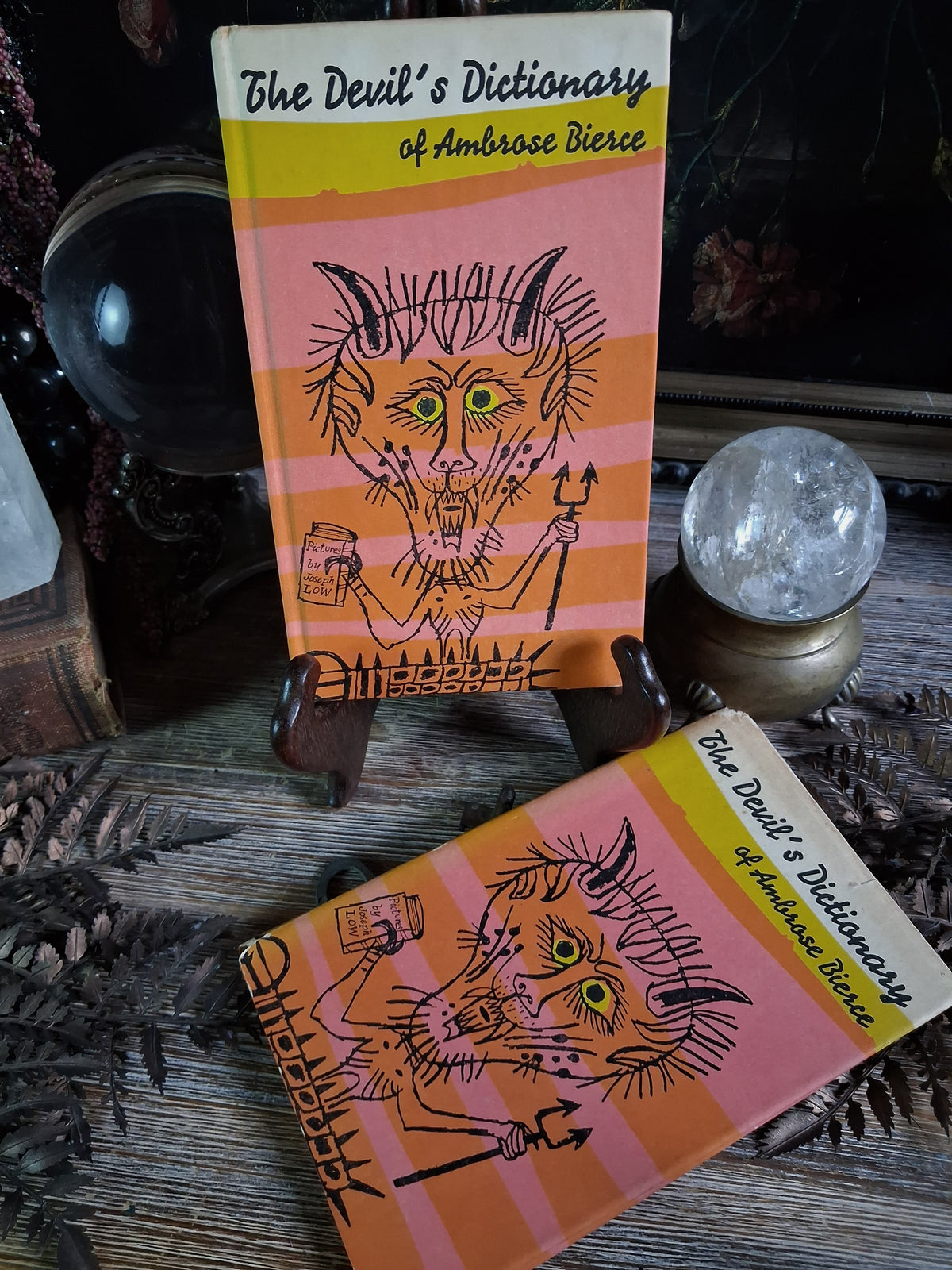 The Devil's Dictionary — Ambrose Bierce (1958)