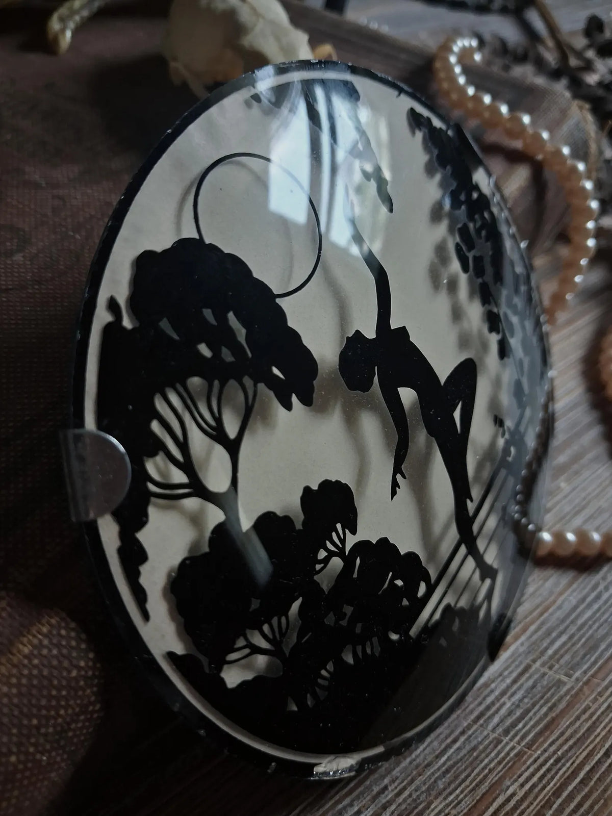 1920s Moonlit Dancing Nymph Silhouette