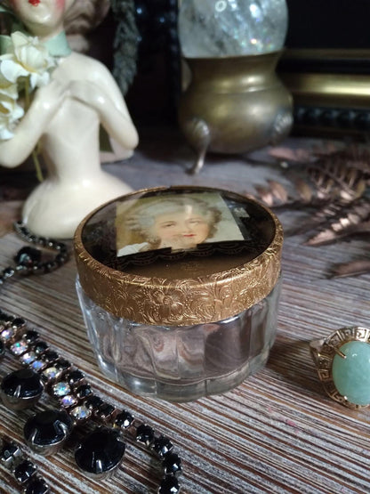 Vintage Baroque Portrait Glass Powder Box