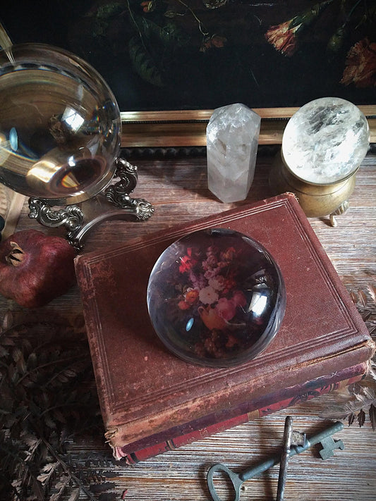 Vintage Dark Floral Magnifying Dome Paperweight