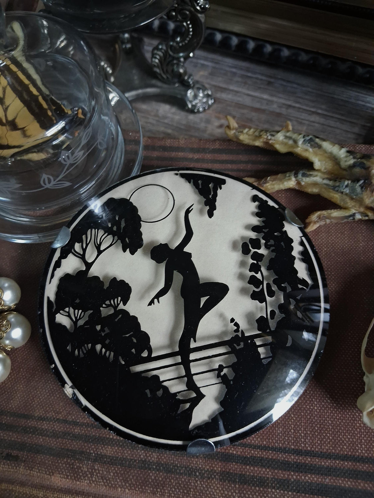 1920s Moonlit Dancing Nymph Silhouette